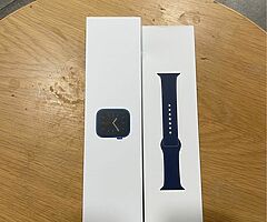 Apple Watch Series 6 44mm Aluminum Case