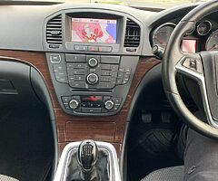2012 vauxhall insignia eco flex 2.0 diesal 
6 speed manual 
Nct 7/22  tax 12/22 
Cheap tax 200€ year