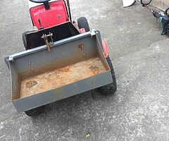 Ride on mower and trailer - Image 10/10