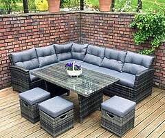 RATTAN GARDEN FURNITURE SET + DINING TABLE - Brand New - DELIVERY 