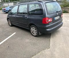 Volkswagen Sharon￼￼