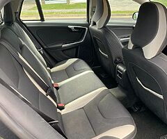 2011 Volvo v60 R DESIGN 1.6 diesel estate
Just passed new nct till april 4/2023✅
Swap or trade in - Image 9/10