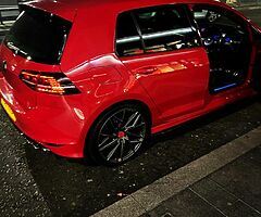 2015 Volkswagen Golf - Image 4/8