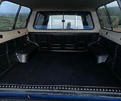 2015 Toyota Hilux - Image 4/10