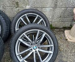 Bmw g30 18inch genuine alloy wheels with good tyres for sale