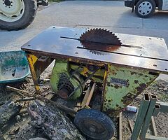 Single cylinder petters table saw