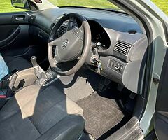 Toyota avensis - Image 7/10