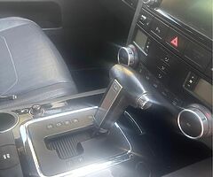 2010 Volkswagen Touareg - Image 9/10