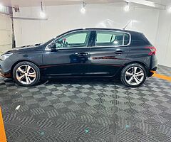2017 Peugeot 308 - Image 5/10