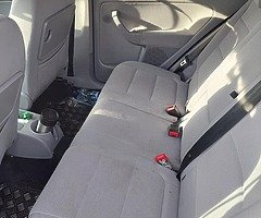 Volkswagen Golf Plus 1.6 Petrol Automatic Year 07 - Image 4/8