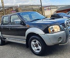 Nissan navara Crewcab NEW DOE - Image 8/10