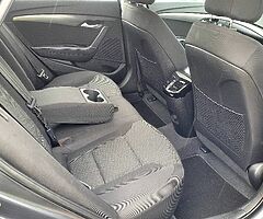 132 Hyundai i40 Executive NCT 2024 & Low kms - Image 7/10