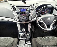 132 Hyundai i40 Executive NCT 2024 & Low kms - Image 8/10
