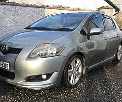 2009 Sr 180 Auris