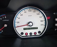 Hyundai i10 - Image 8/9