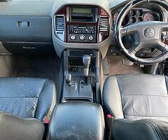 Mitsubishi Pajero 3.2 auto crew cab DOE &TAXED ￼