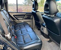 Mitsubishi Pajero 3.2 auto crew cab DOE &TAXED ￼