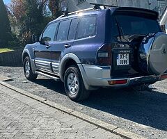 Mitsubishi Pajero 3.2 auto crew cab DOE &TAXED ￼ - Image 5/6
