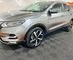 2017 Nissan Qashqai - Image 5/10