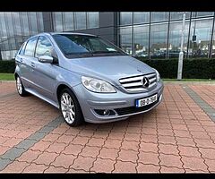 Mercedes Benz b150 new nct 12.2022 and tax