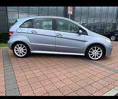 Mercedes Benz b150 new nct 12.2022 and tax