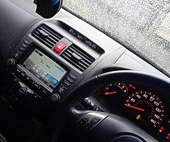 Honda Accord 2.2 - Image 6/10
