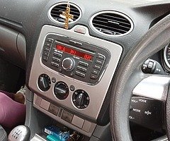 Ford focus 2010 - Image 4/10