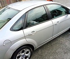 Ford focus 2010 - Image 7/10