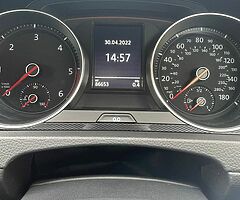2016 Volkswagen Golf - Image 3/6
