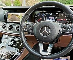☆☆ 2018 MERCEDES - BENZ E220D TOP SPEC PAN ROOF ☆☆ - Image 4/10