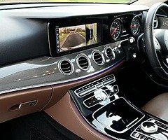 ☆☆ 2018 MERCEDES - BENZ E220D TOP SPEC PAN ROOF ☆☆ - Image 6/10