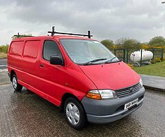 2006 Toyota Hiace 2.5 LWB DOE 12/22