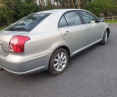 2008 Toyota avensis