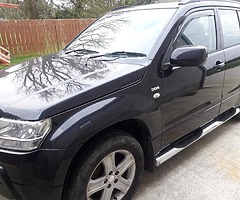 Breaking 2006 Suzuki grand vitara