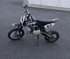 Stomp 110 - Image 3/3