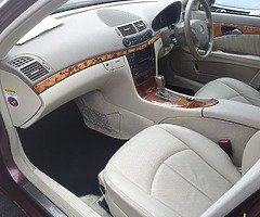 E-class, 178 000 miles, full service record, brand new NCT 07/20, TAX 06/19 - Image 7/9