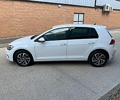 2019 Volkswagen Golf - Image 6/10