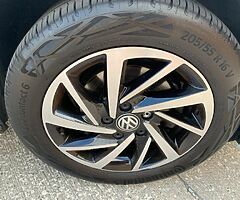 2019 Volkswagen Golf - Image 9/10