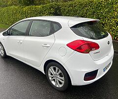 162 Kia Ceed Diesel .Only 50 k on New Engine .Tax 180e only.Warranty.Price is 10999euro