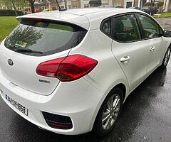 162 Kia Ceed Diesel .Only 50 k on New Engine .Tax 180e only.Warranty.Price is 10999euro
