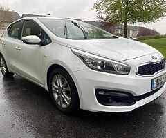 162 Kia Ceed Diesel .Only 50 k on New Engine .Tax 180e only.Warranty.Price is 10999euro - Image 9/9