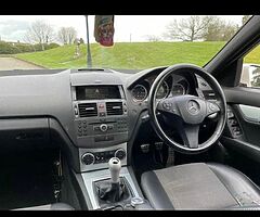 2009 Mercedes-Benz C-Class - Image 3/4