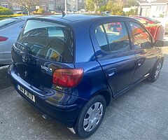 Toyota Yaris 2004