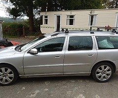 Volvo V70 2.0T - Image 3/6