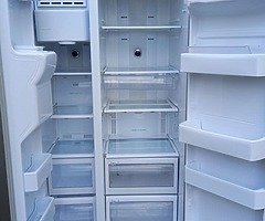 Samsung American style fridge freezer - Image 4/5