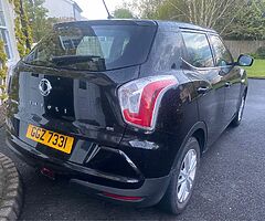 2017 Ssangyong Tivoli - Image 6/10