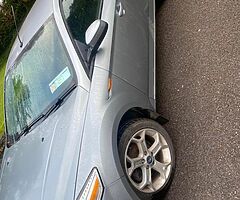 Ford mondeo 18 d