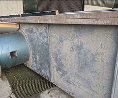 Paint spray booth extractor system