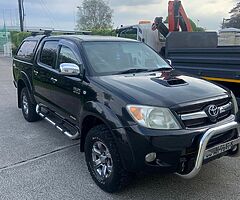 Toyota hilux - Image 7/7