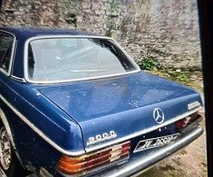Vintage mercedes for sale if interested call on 0894538388